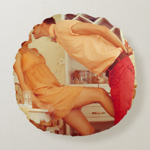 Hipster couple: trendy vintage café. round cushion