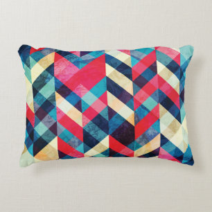 Hipster zigzag: grunge seamless pattern. decorative cushion