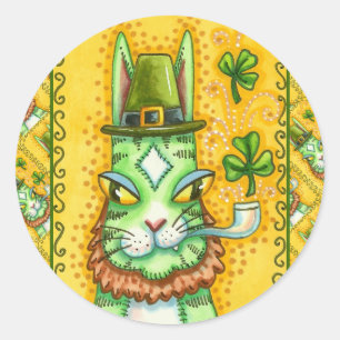 HISS N' FITZ LEPRECHAUN, ST. PADDY'S DAY FUNNY CAT CLASSIC ROUND STICKER