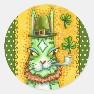 HISS N' FITZ LEPRECHAUN, ST. PADDY'S DAY FUNNY CAT CLASSIC ROUND STICKER