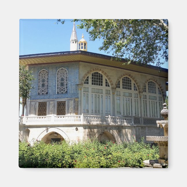 Historical Topkapi Palace in Istanbul Magnet (Front)