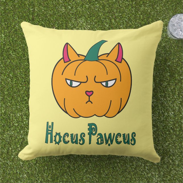 Hocus pawcus Halloween pumpkin ginger cat magic Cushion (Grass)