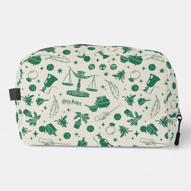 HOGWARTS™ Class Club Pattern Dopp Kit (Front)