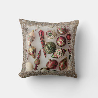Holiday Cheer Classic Cushion