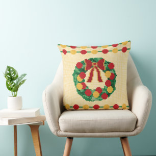 Holiday Wreath Knit Cushion