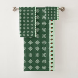 Holly Leaves Winter Snowflakes Seasonal Festive Bath Towel Set
