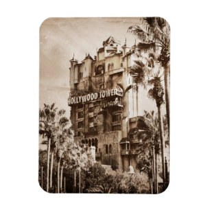 Hollywood Tower Hotel Magnet
