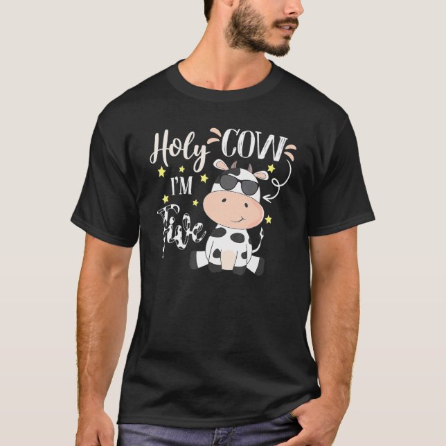 Holy Cow I'm Five Cow Farm Theme Birthday 5 Years  T-Shirt (Front)