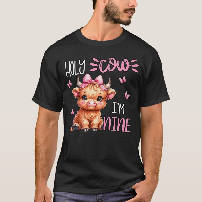 Holy Cow I'm Nine 9 Highland Cow Print 9th Birthda T-Shirt (Front)