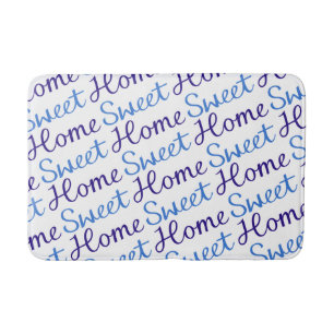 Home Sweet Home Diagonal Rpt Script Ptn Blues & Wt Bath Mat