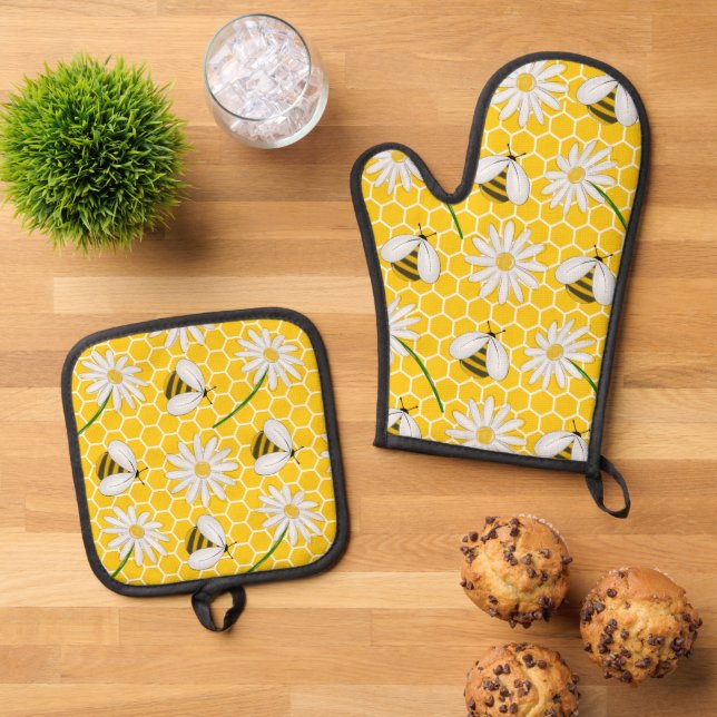 Honey Bees, Bumble Bees & Daisies Oven Mitt & Pot Holder Set (Top Down)