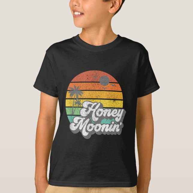 Honey Moonin Beach Honeymoon Vacation Men Women Co T-Shirt (Front)