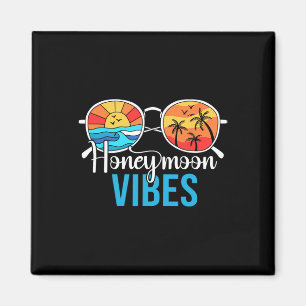 Honeymoon Vibes Couples Vacation Wedding Bride Gro Magnet