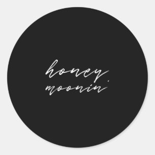 Honeymoonin Bride Groom Honeymoon Vacation Travel Classic Round Sticker