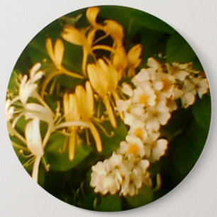 Honeysuckle Wild Floral 6 Cm Round Badge
