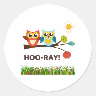 Hoo-Ray Pun Round Sticker