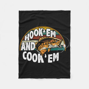 Hook Em Cook Em Fishing Lover Vintage Fisherman Fleece Blanket