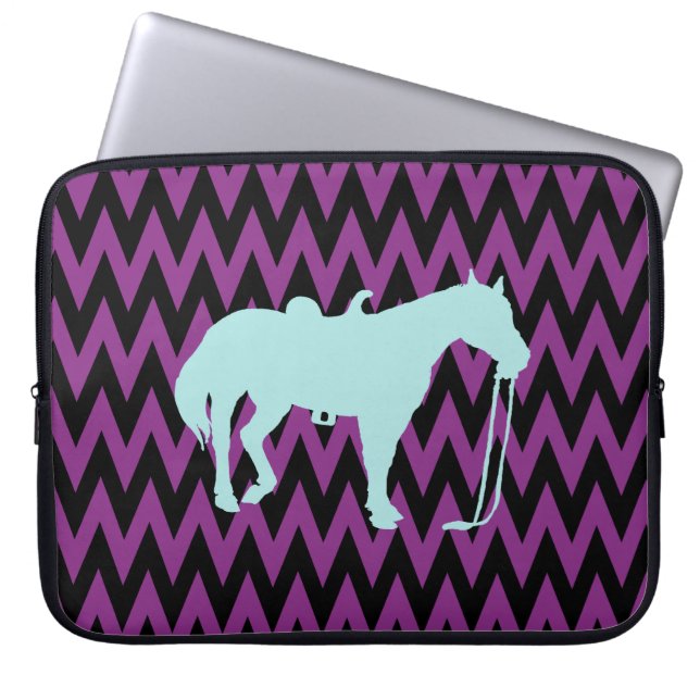 horse laptop sleeve (Front)