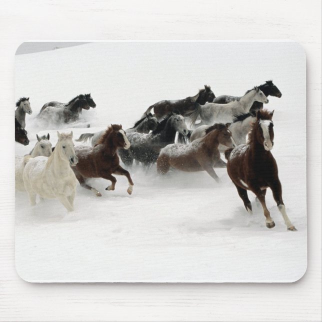 Horses in the snow mouse pad (Front)