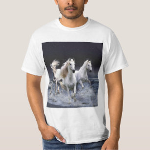 Horses running  throw pillow T-Shirt