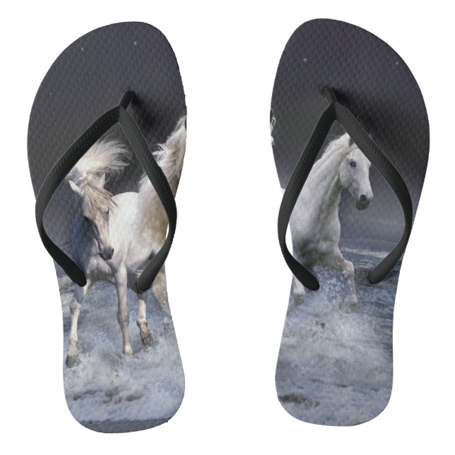 Horses running  throw pillow thongs (Footbed)