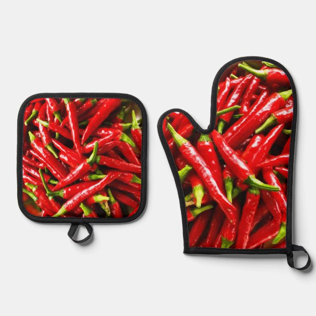 Hot Peppers Oven Mitt and Pot Holders Oven Mitt & Pot Holder Set (Front)