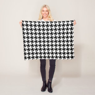 Houndstooth Black White Classic Weaving Pattern Fleece Blanket