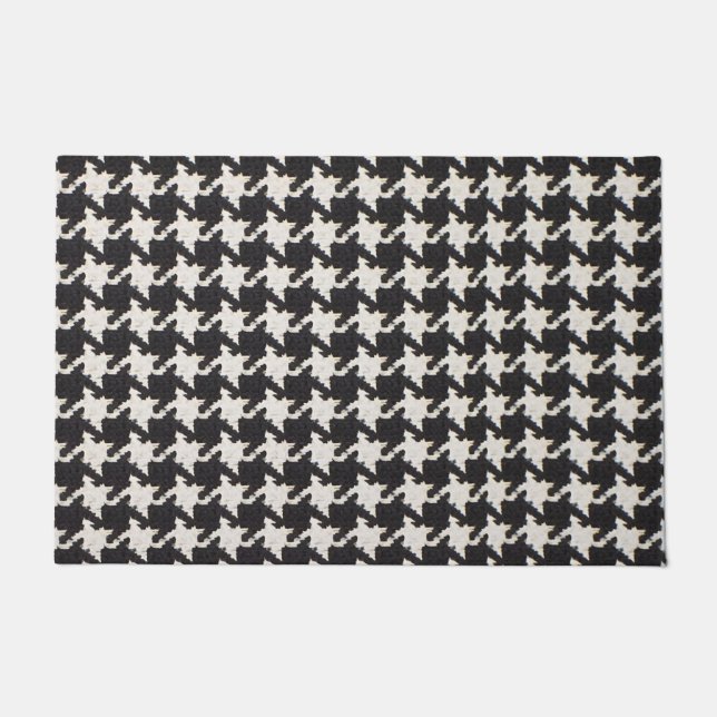 Houndstooth Black White Pattern Doormat (Front)
