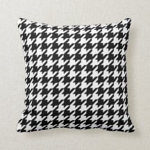 HOUNDSTOOTH PATTERN PILLOW, Black & White