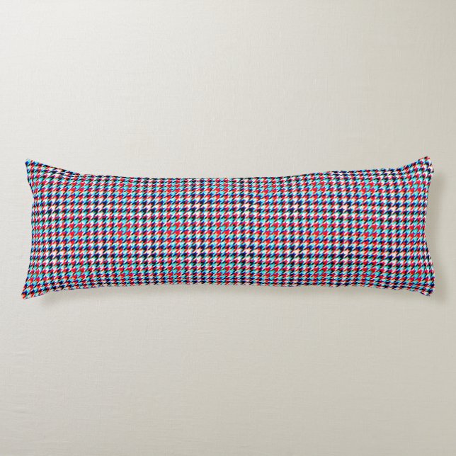 Houndstooth Plaid Body Cushion (Front)