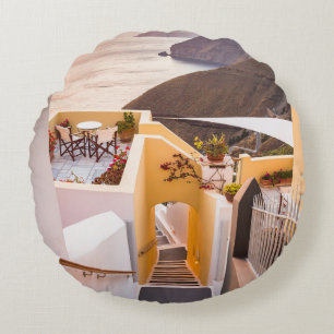 HOUSE NEAR BODY OF WATER ROUND CUSHION