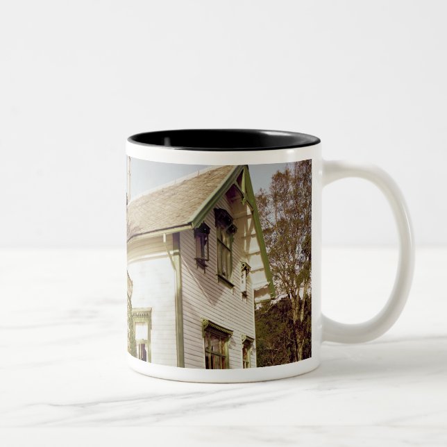 House of Edvard Grieg Two-Tone Coffee Mug (Right)