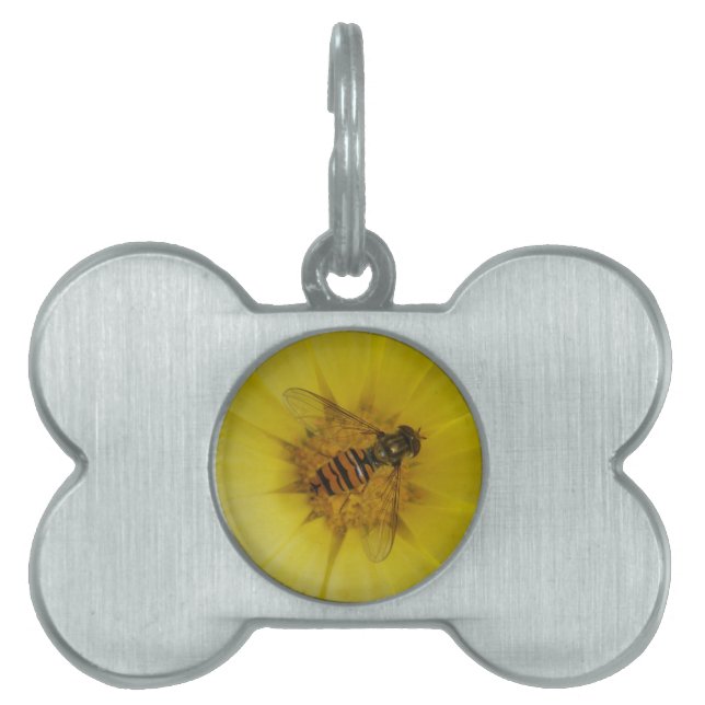 Hoverfly on a Marigold Pet Tag (Front)