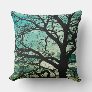How Jealous Be the Moon? Cushion