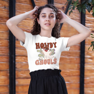 Howdy Ghouls Western Retro Funny Halloween T-Shirt