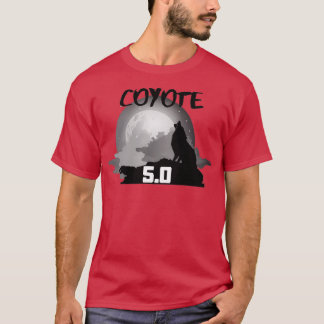Howling Coyote  T-Shirt
