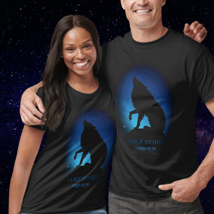 Howling wolf silhouette airbrush night sky T-Shirt