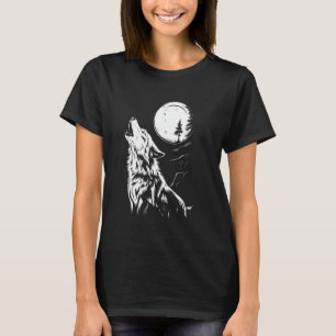 Howling Wolf Under Moon Night Wildlife Nature Art T-Shirt
