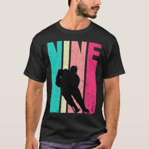 https://www.amazon.com/s?rh=n%3A7141123011%2Cp_4%3 T-Shirt