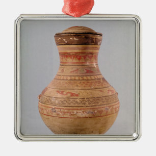 Hu' vase with lid metal tree decoration