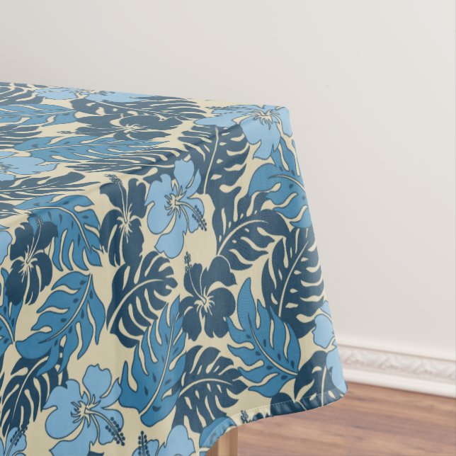 Huakini Bay Hawaiian Hibiscus Vintage Floral Tablecloth (In Situ)