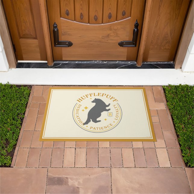 HUFFLEPUFF™ Badger House Pride Badge Doormat (Outdoor)