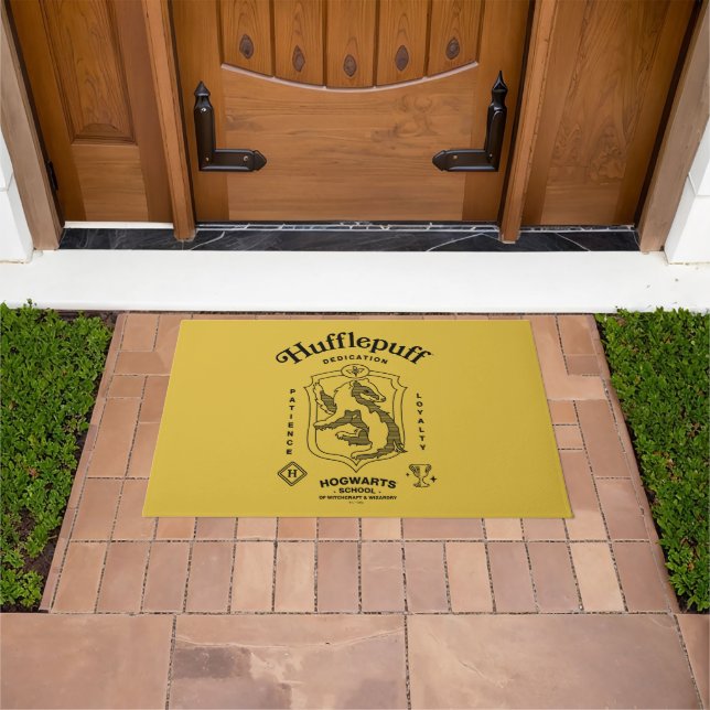 HUFFLEPUFF™ Dedication Patience Loyalty Crest Doormat (Outdoor)