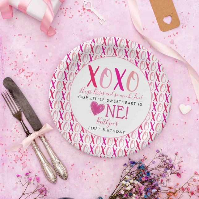 Hugs & Kisses (XOXO) Valentine's Day 1st Birthday Paper Plate (Creator Uploaded)