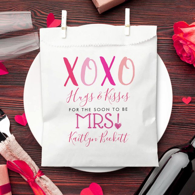 Hugs & Kisses (XOXO) Valentine's Day Bridal Shower Favour Bag (Creator Uploaded)
