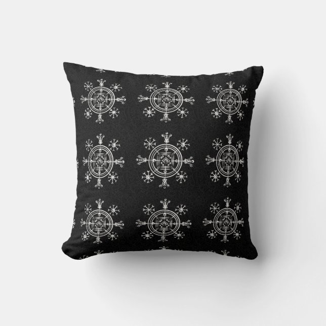 Hulinhjálmur – Norse Sigil of Invisibility Cushion (Front)