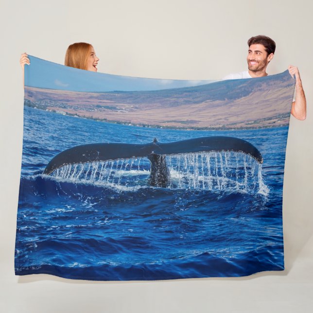 HUMPBACK WHALE DIVING FLEECE BLANKET (In Situ)