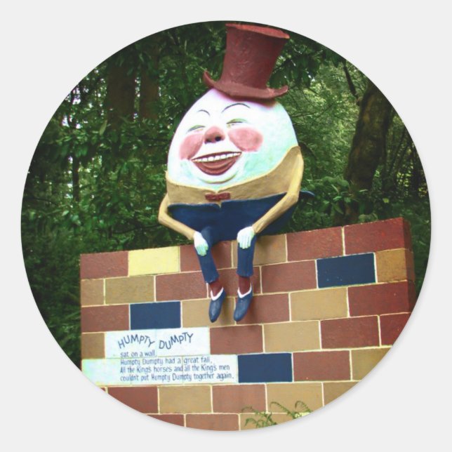 Humpty Dumpty Classic Round Sticker (Front)
