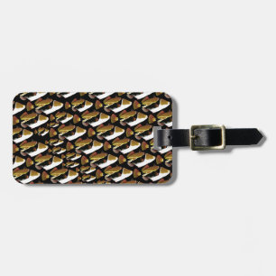Humu pattern in black luggage tag