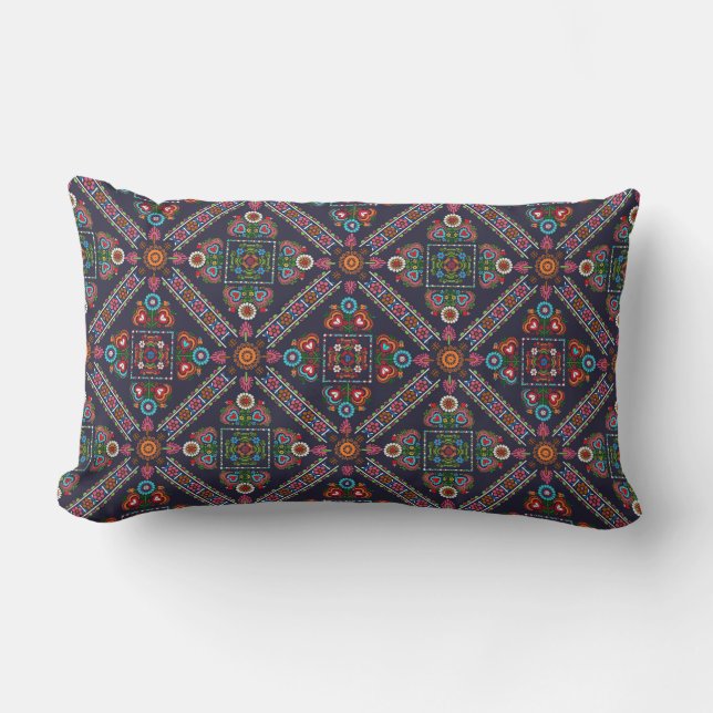Hungarian embroidery pattern lumbar cushion (Front)